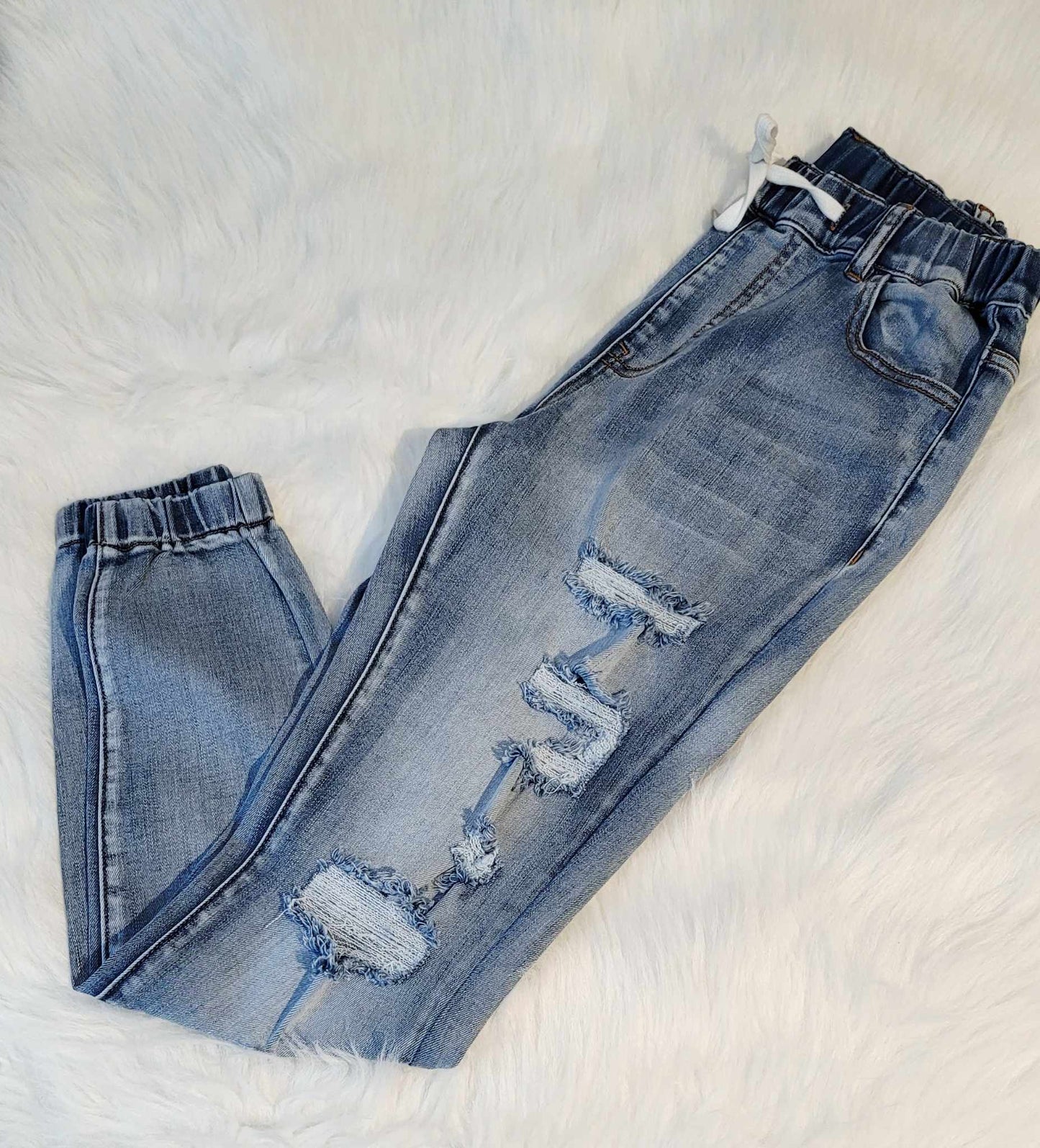 72001M Medium Wash Distressed Denim Joggers | RUBIES + HONEY